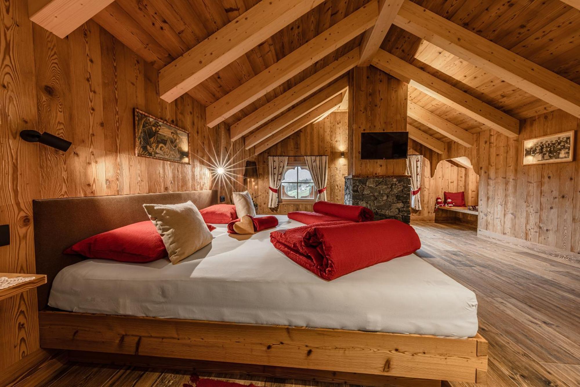 Farm Chalet Jusciara Badia  Exterior photo