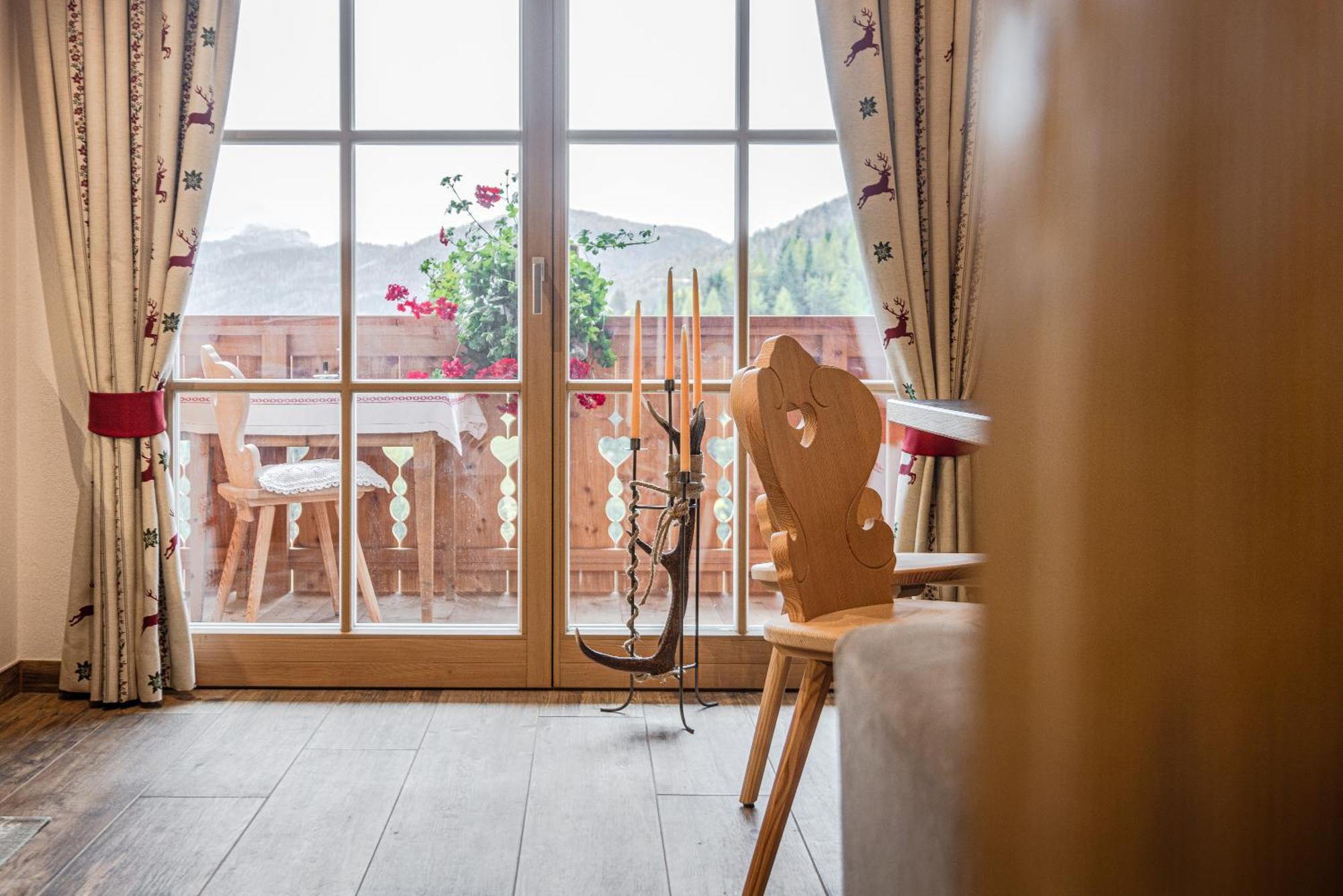 Farm Chalet Jusciara Badia  Exterior photo